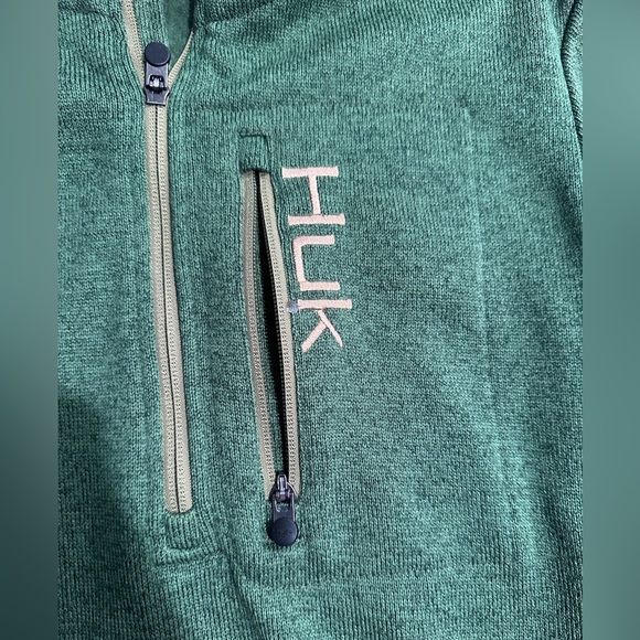 Men’s HUK sweater - Picture 2 of 4